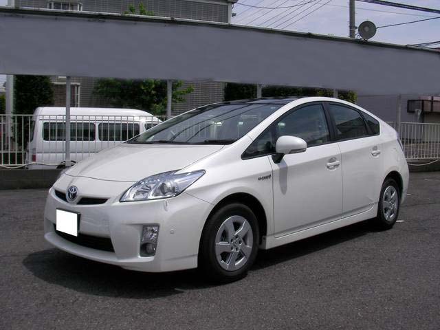 Used Toyota Prius in Pakistan